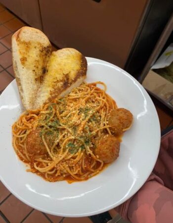 High Park Bar & Grill